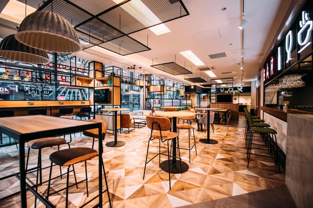 Ibis Belfast City Centre Exterior photo