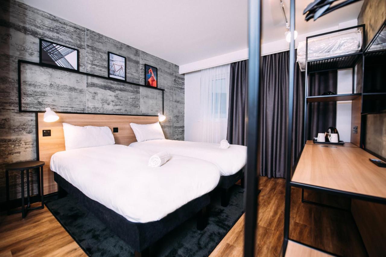 Ibis Belfast City Centre Exterior photo